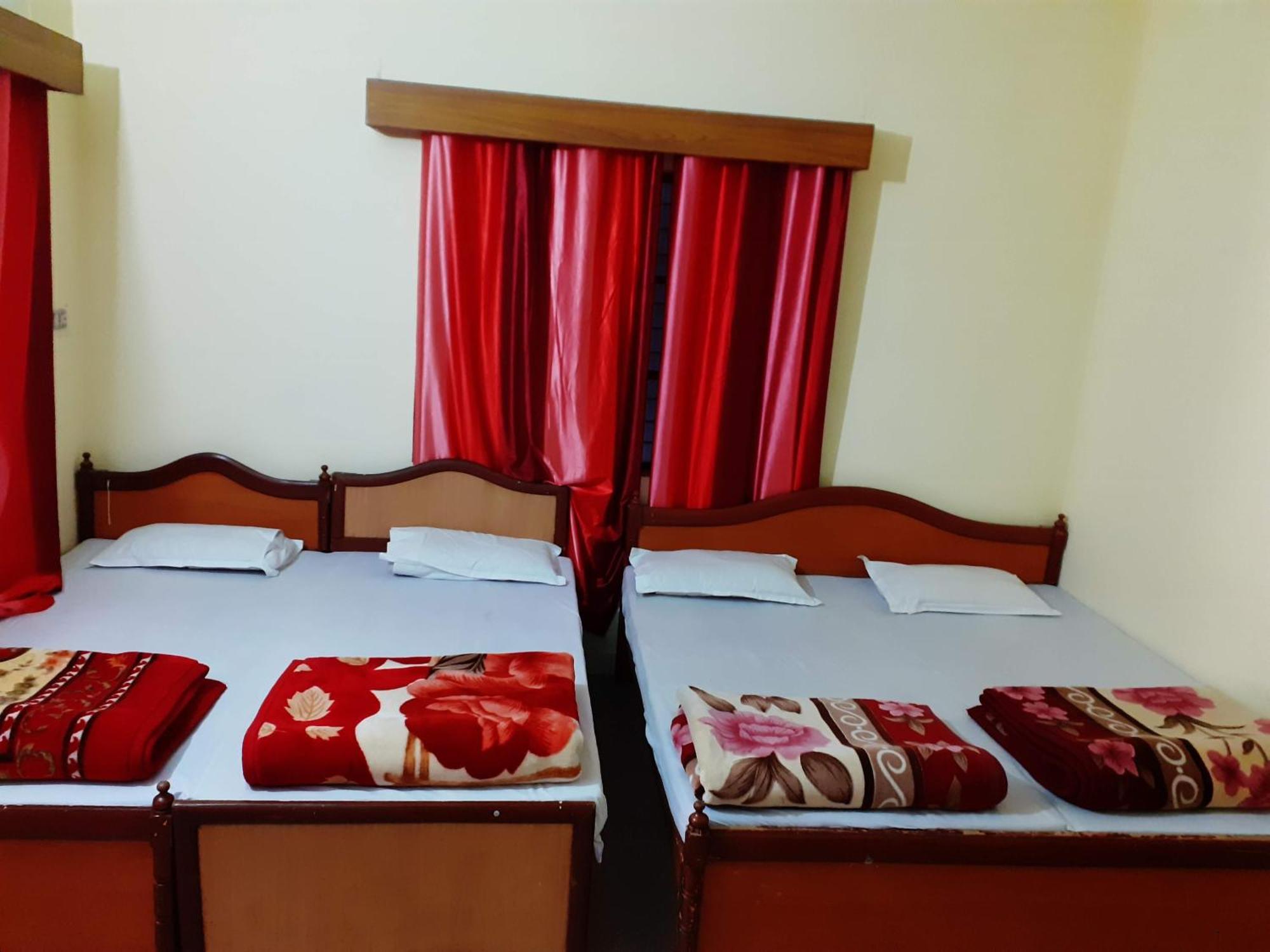 Hotel Jagat Raj, Sitapur Sitapur  Eksteriør billede