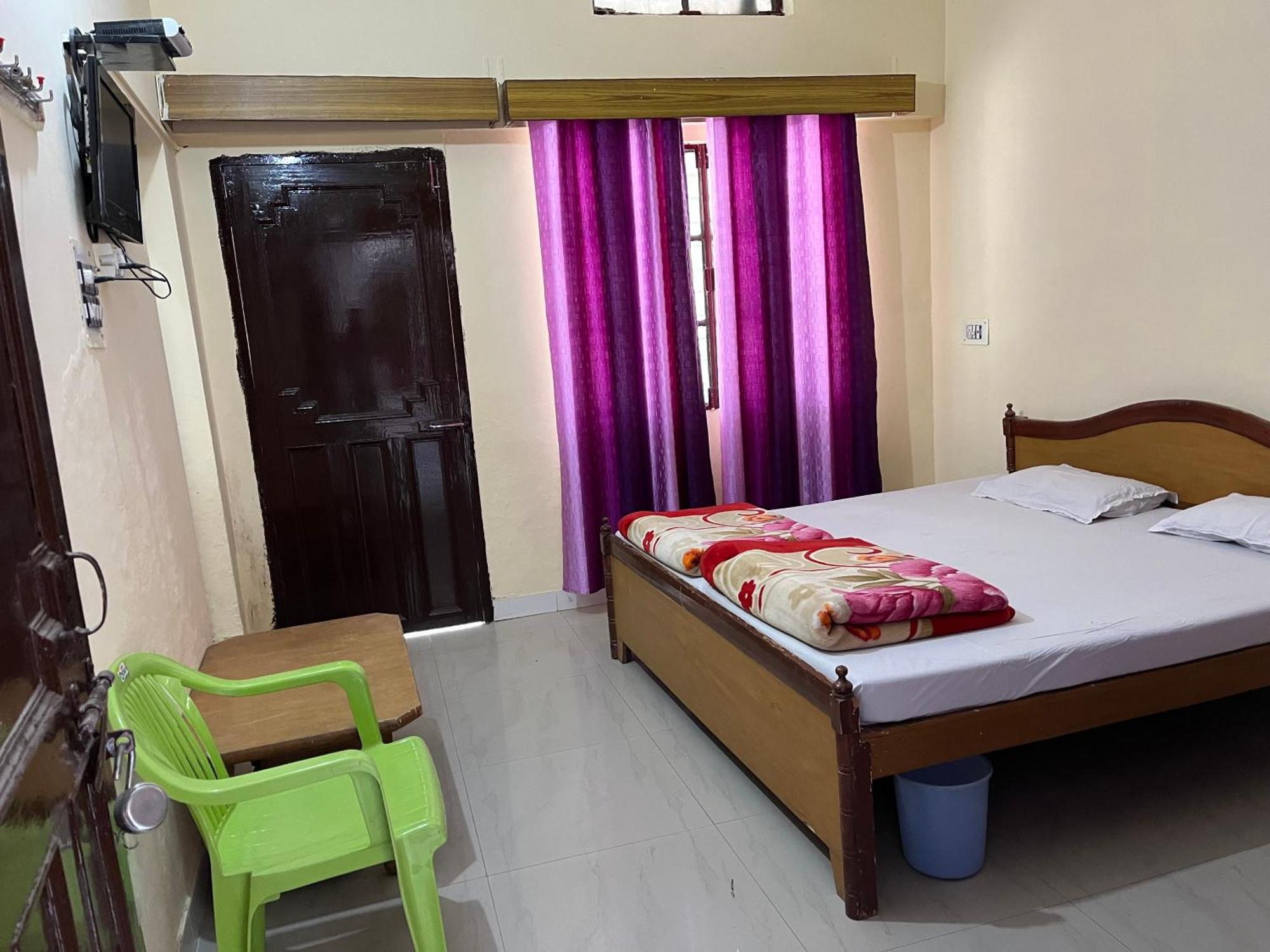 Hotel Jagat Raj, Sitapur Sitapur  Eksteriør billede